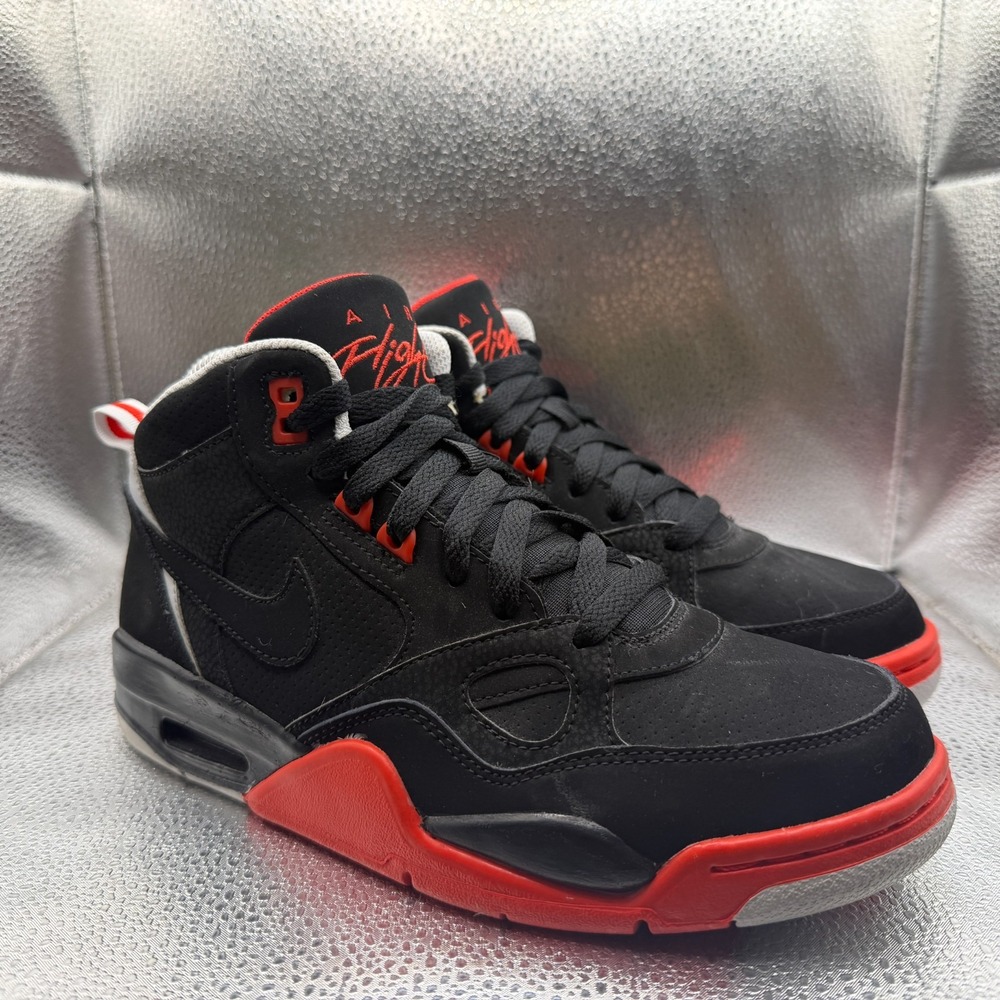 Size 5.5Y Nike Air Fight‎ 13 Retro Black Red Kids Lace Up Sneakers 580493-003